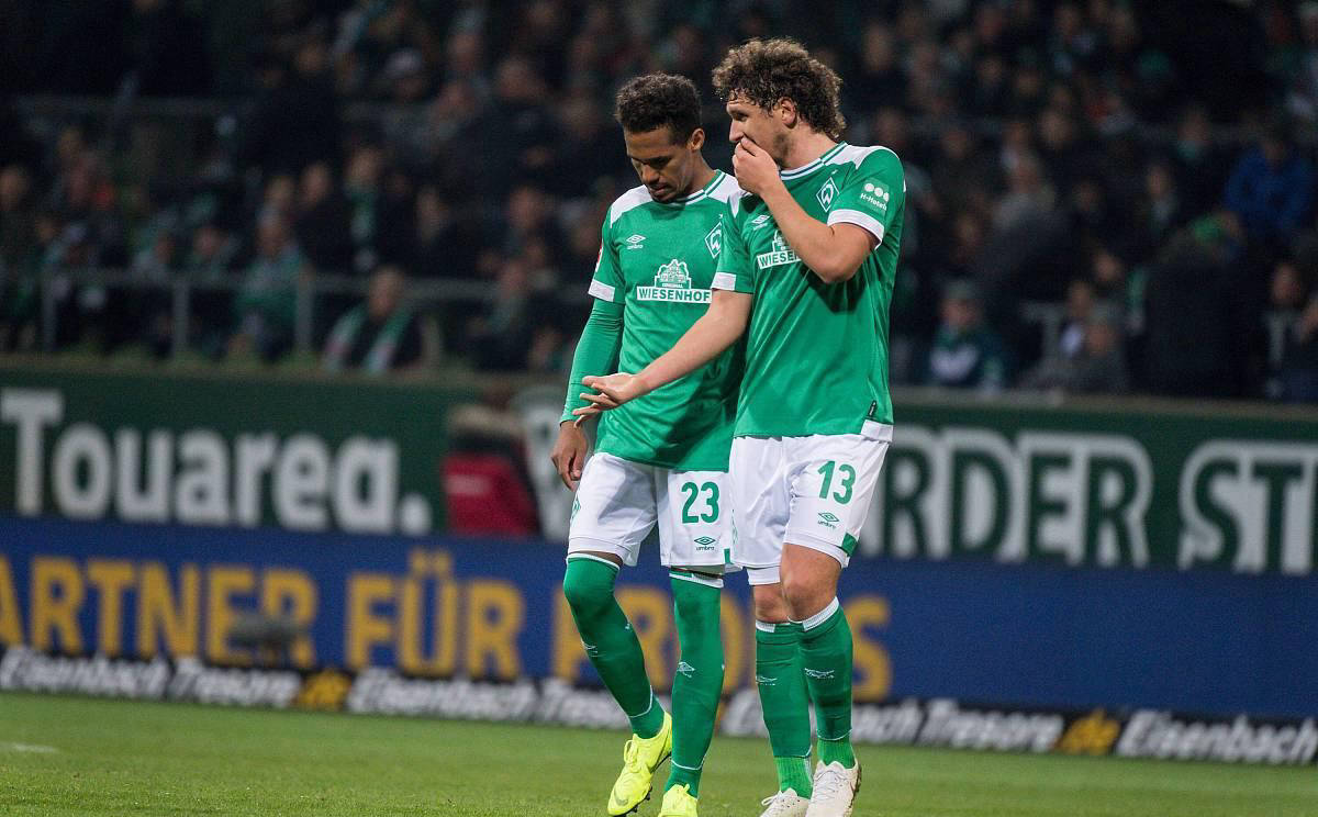 包含云达不莱梅主场战平对手，无法取得胜利的词条